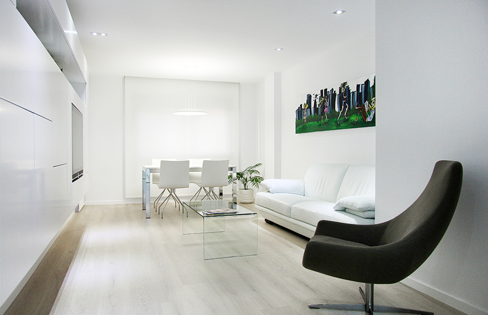 Mueble de tv moderno en la reforma integral de un pequeño piso |Chiralt arquitectos Valencia | Centelles