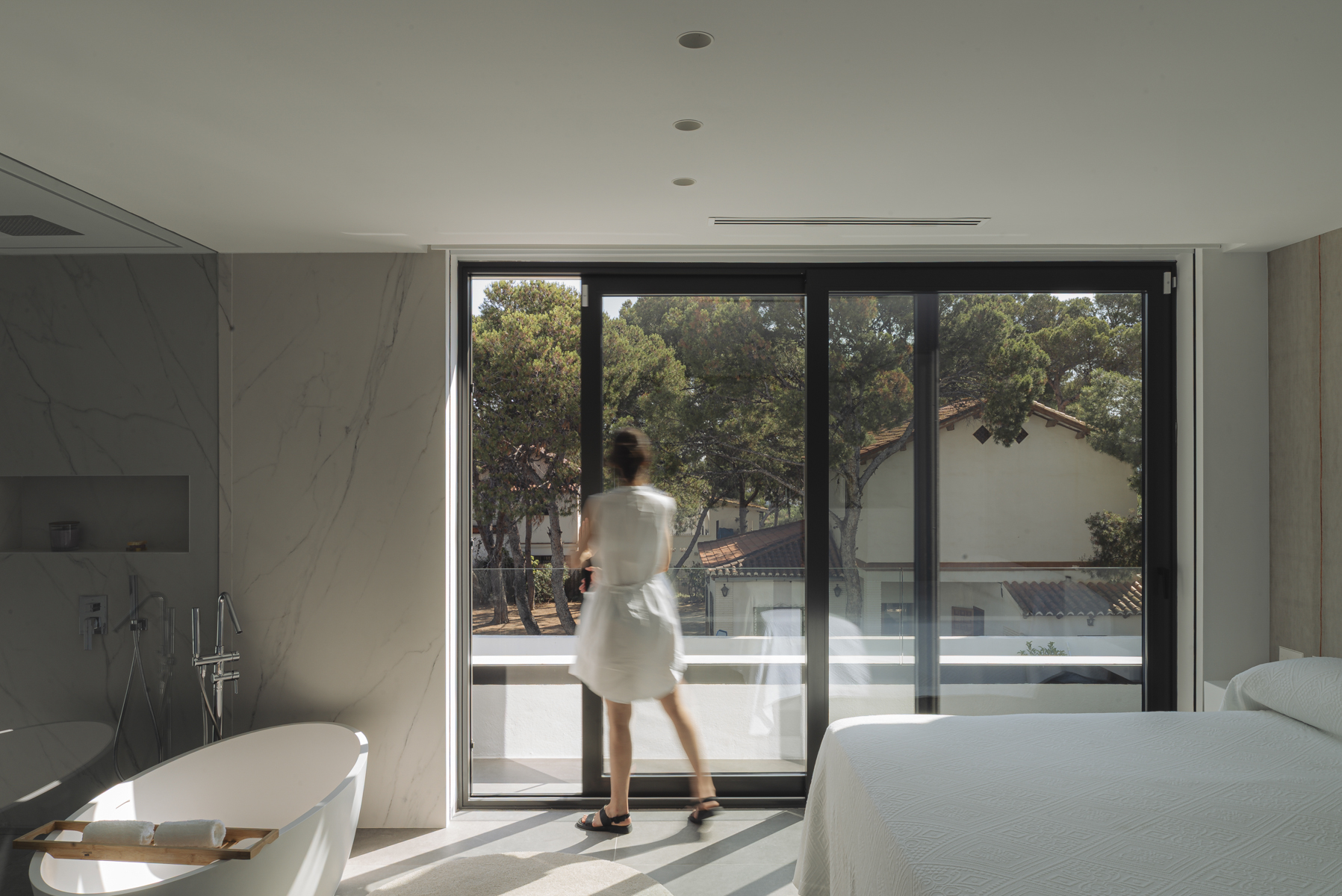 suite con vistas al paisaje en casa moderna en Valencia